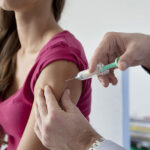 Vaksin Penting bagi Orang Dewasa untuk Melindungi Kesehatan Sehari-hari